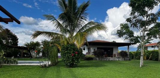 El Encanto Boutique