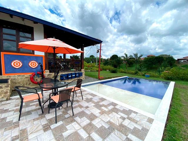casa-la-pintada-4 - Hoteles en el Eje Cafetero Alquiler Fincas Quindio