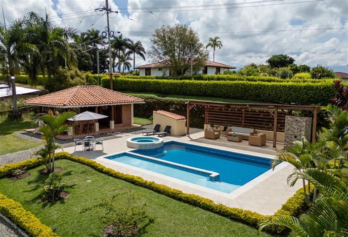 finca-san-luis-quindio-11 - Hoteles en el Eje Cafetero Alquiler Fincas Quindio
