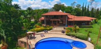 Hotel la Tata Premium